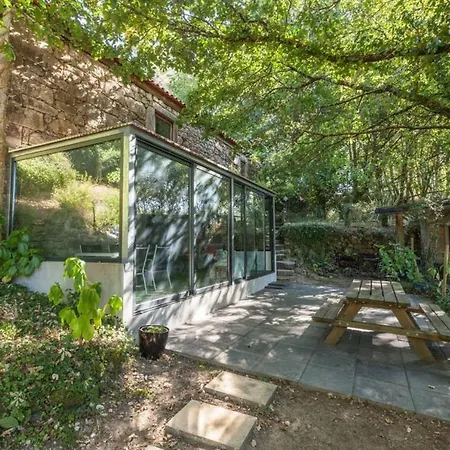 Πανσιόν Conheca O Minho E Descanse Em Plena Natureza. Sinta-se Em Casa. Βιάνα ντο Καστέλο